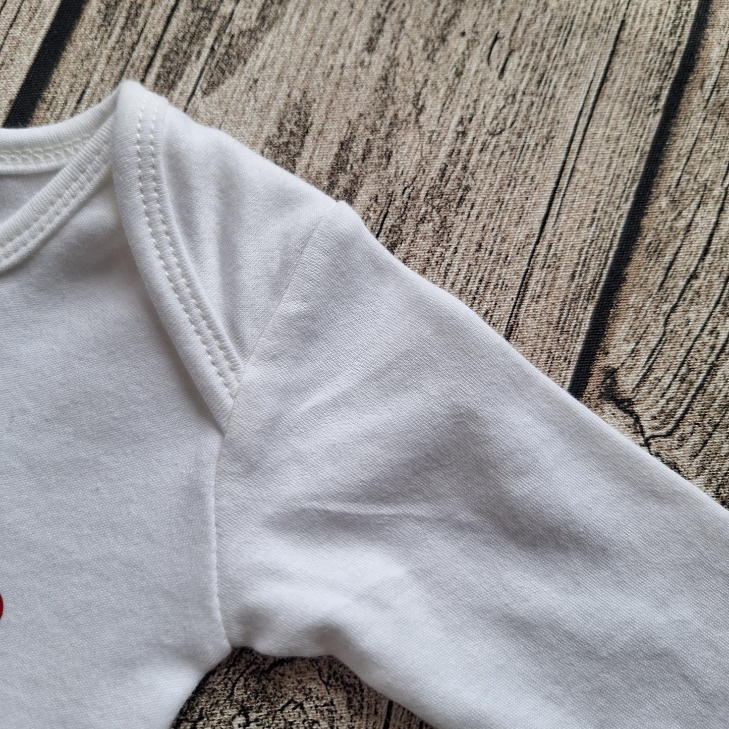Bedruckter Baby-Body „Mein geliebter Bauchzwerg“ – Größe 50/56 👶💛